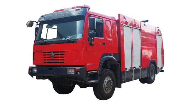 四驅重汽豪沃7噸越野森林水罐消防車(chē)