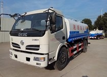 國五東風(fēng)多利卡灑水車(chē)(9噸)