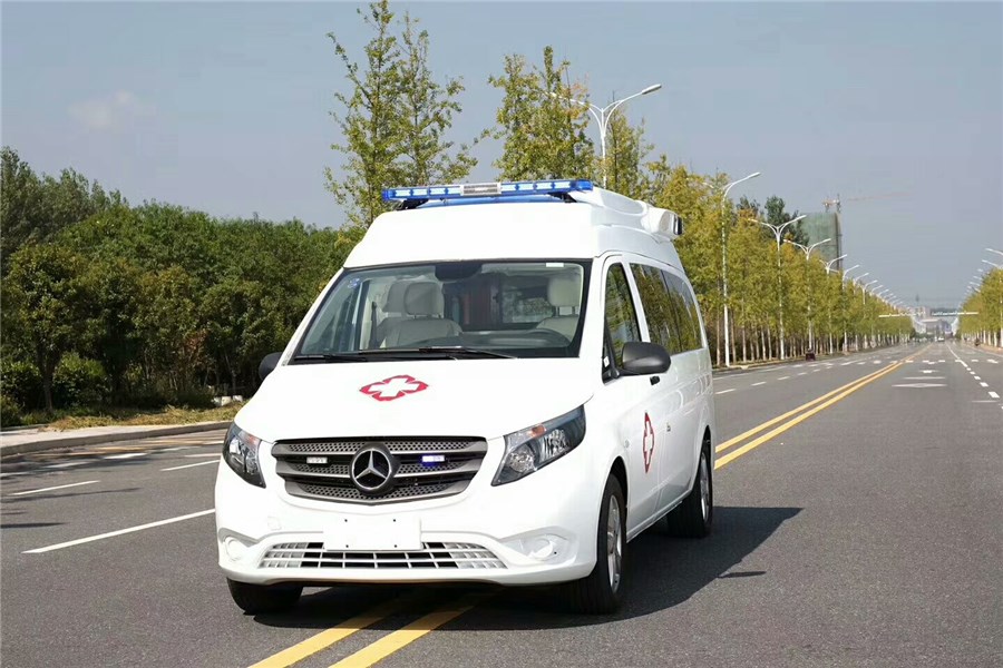 奔馳威霆救護車(chē)